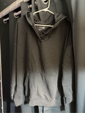 terra & sky Women's Black Hoodie Sweatshirt